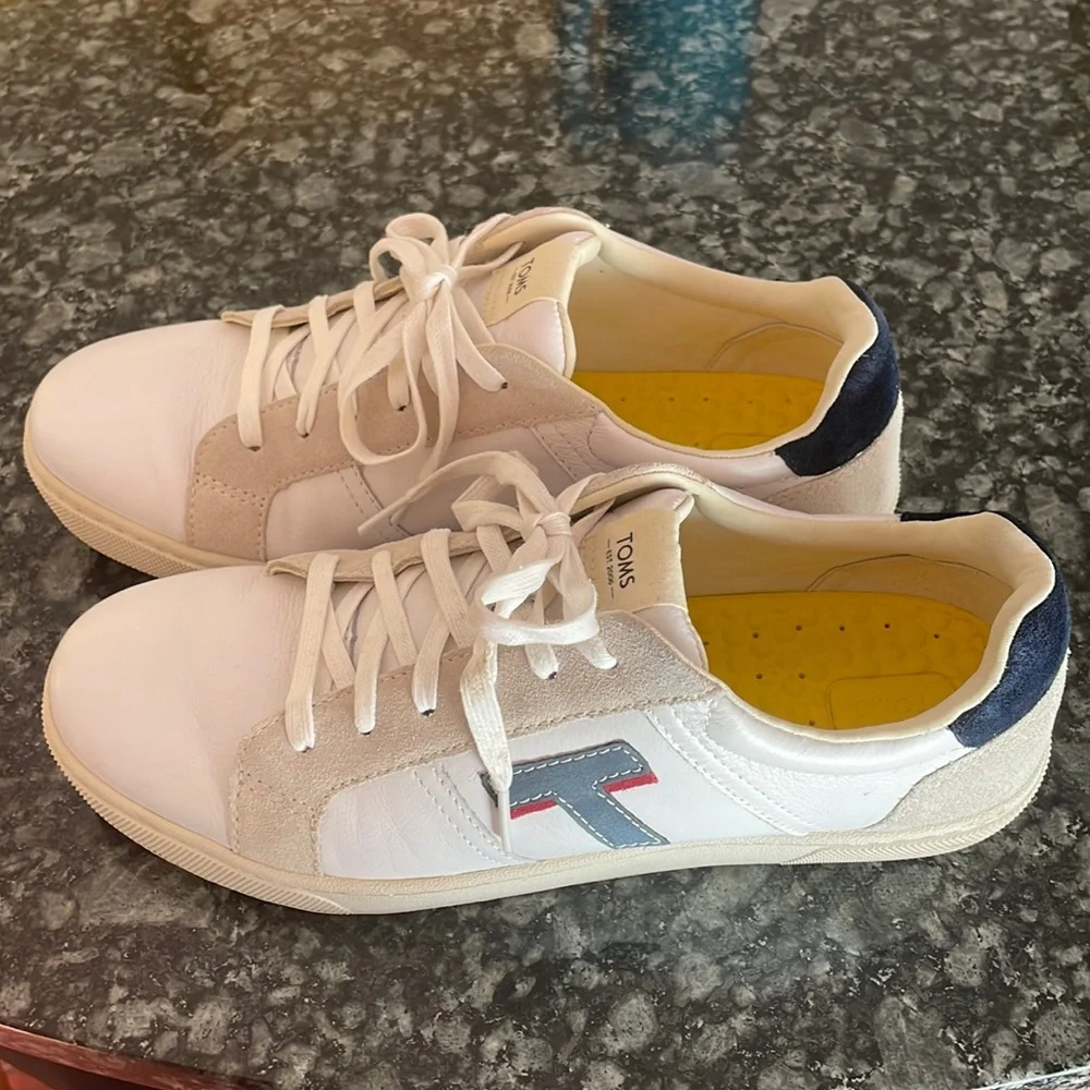 TOMS Leandro Men’s Sneakers‎